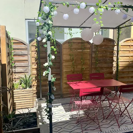 Διαμέρισμα Le Cosy- Terrasse Et Centre *
